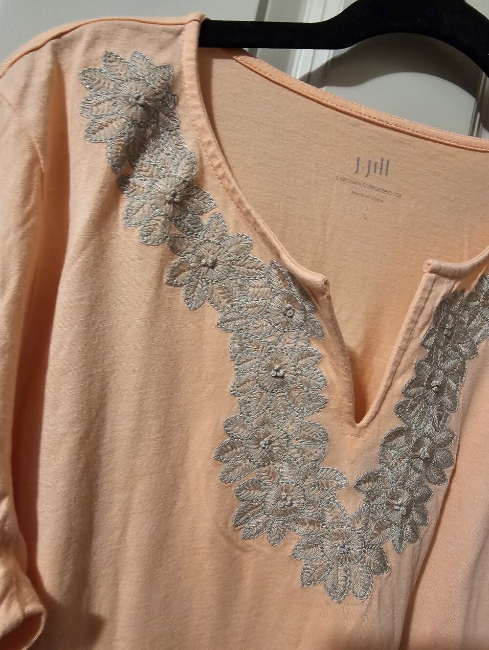 J. Jill Shirt Top Blouse Pullover Women's L V-Neck Peach Cotton Embroidered - Picture 3 of 6